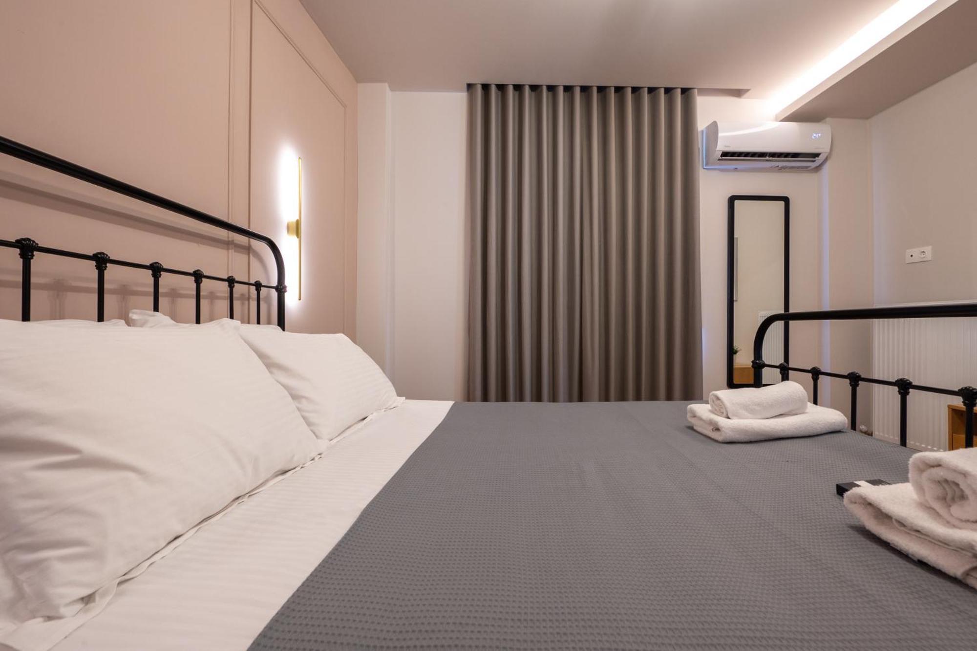 Live Life Plaka Apartment Atenas Exterior foto